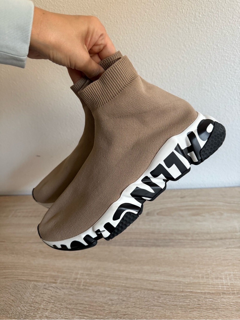 Balenciaga Speed Graffiti Sneakers Sock Sneaker Sz 39/9